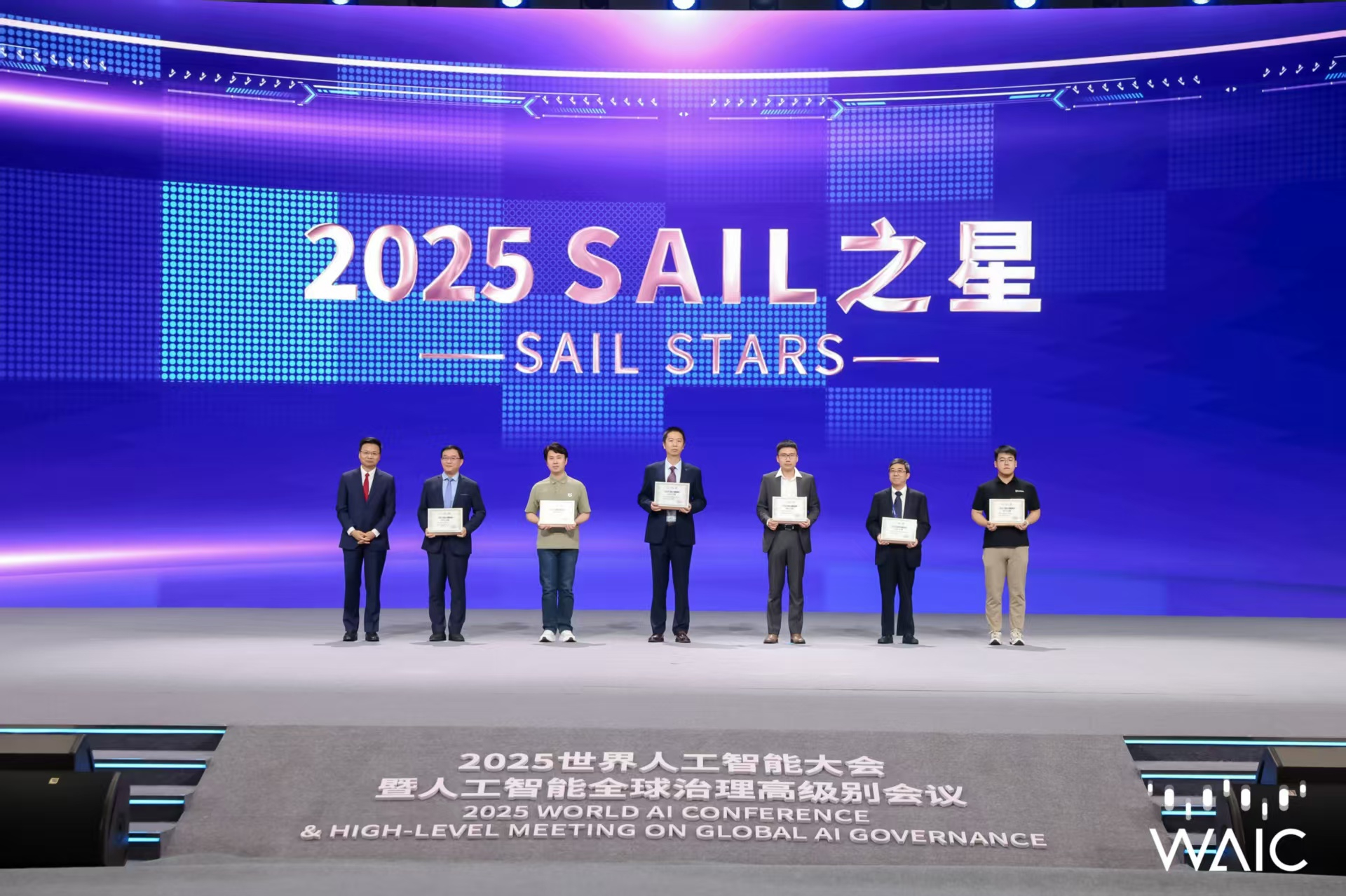 Lewin乐玩官网-专访美的：好的暖通产品，不该让用户在舒适和成本之间做选择题